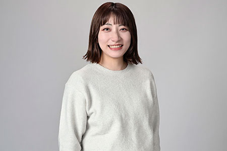 上田　茉央
