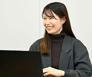 一丸　彩智